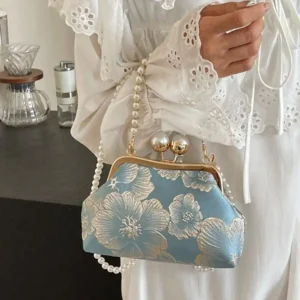 Chinese Pearl Embroidery Clutch Bag
